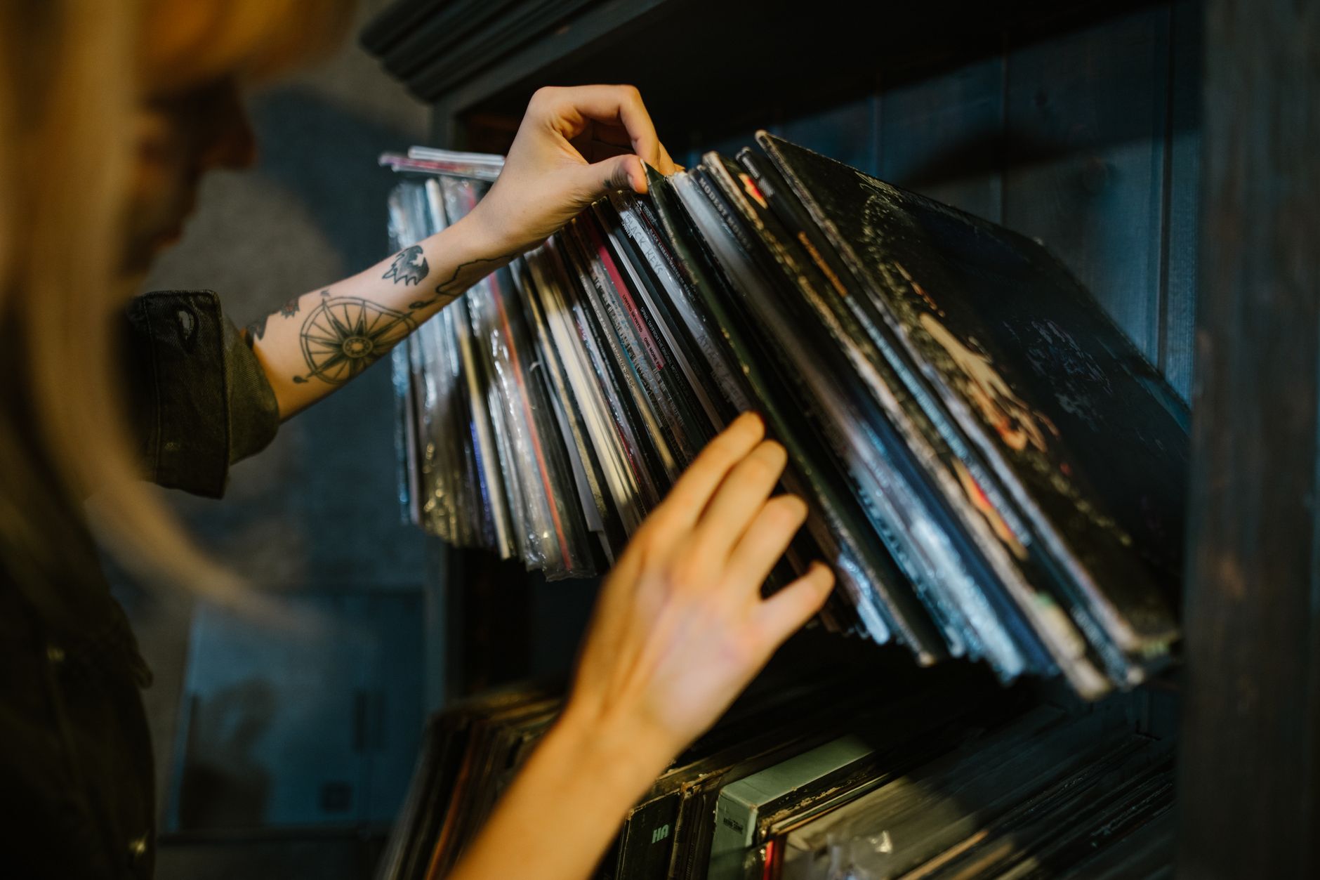 Bien choisir ses vinyles : pressage, grammage et état